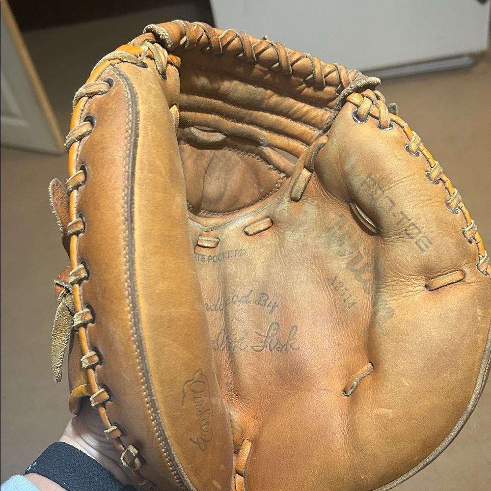 Wilson Classic Tan A2514 Leather baseball catchers mitt